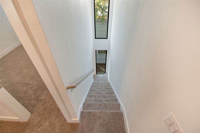 4205 Roseland Avenue 205, Dallas, TX 75204