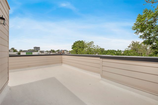 4205 Roseland Avenue 205, Dallas, TX 75204