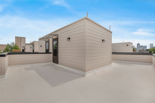 4205 Roseland Avenue 205, Dallas, TX 75204