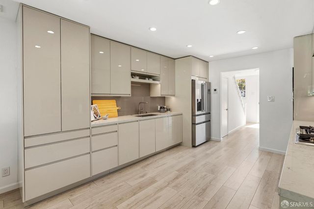 472 Fair Oaks Street, San Francisco, CA 94110