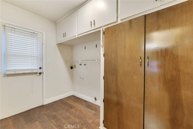 10261 Calvin, Northridge, CA 91324