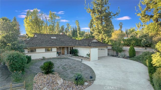 10261 Calvin, Northridge, CA 91324
