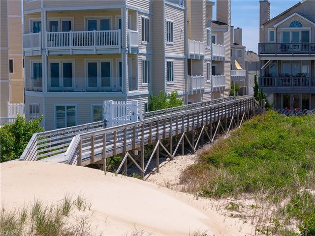 2324 Osprey Villa CT, Virginia Beach, VA 23451