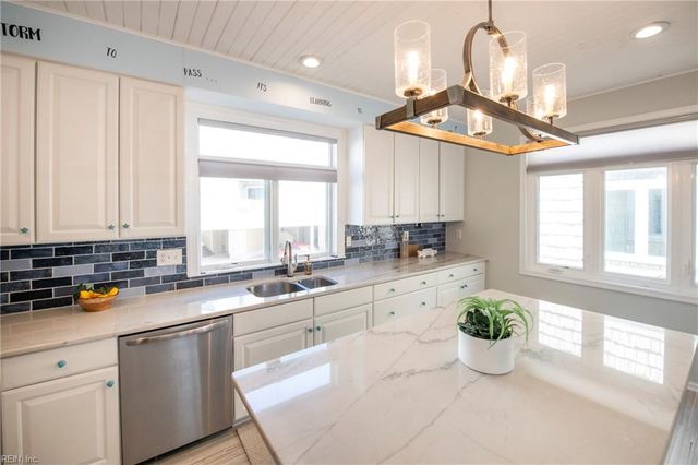 2324 Osprey Villa CT, Virginia Beach, VA 23451