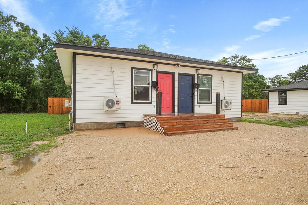 1644 County Road 180 3, Alvin, TX 77511