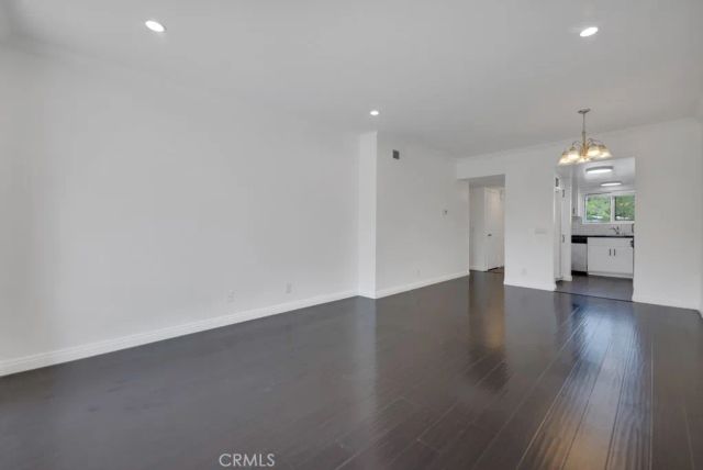 17847 Beneda 16, Canyon Country, CA 91351