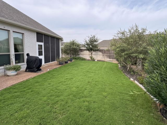 136 Ironbark BND, Bastrop, TX 78602