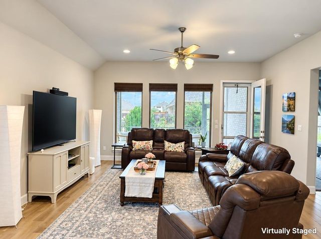 136 Ironbark BND, Bastrop, TX 78602