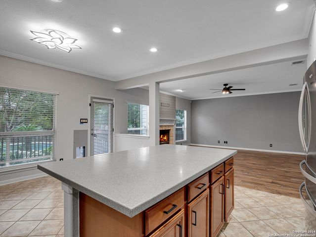 7654 EAGLE LEDGE, San Antonio, TX 78249