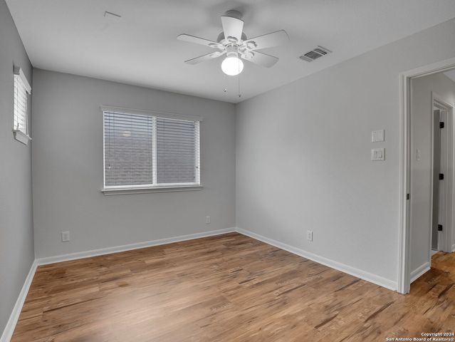 7654 EAGLE LEDGE, San Antonio, TX 78249