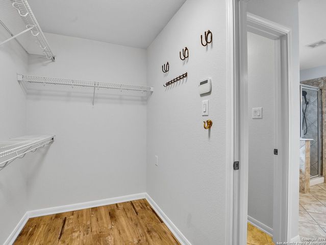 7654 EAGLE LEDGE, San Antonio, TX 78249