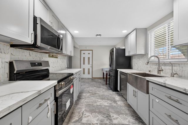 6500 Cookson Ct, Fair Oaks, CA 95628