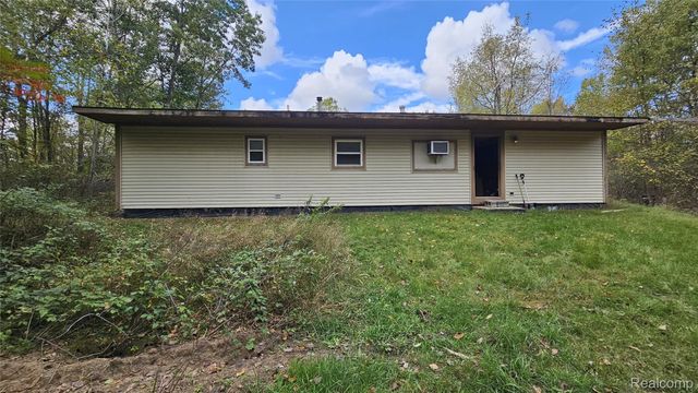 37 Risch Road, Webberville Village, MI 48892