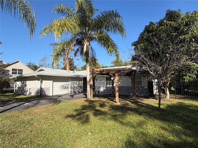 14715 BAYONNE ROAD, Orlando, FL 32832