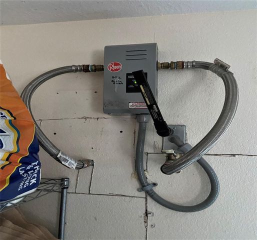 4802 Ward Street, Houston, TX 77021