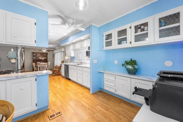 116 Pilgrim Trail, Plymouth, MA 02360