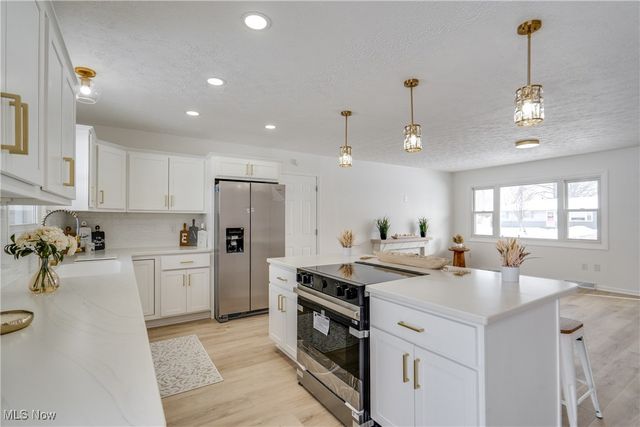 619 Canford Avenue NW, Massillon, OH 44646