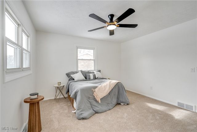 619 Canford Avenue NW, Massillon, OH 44646