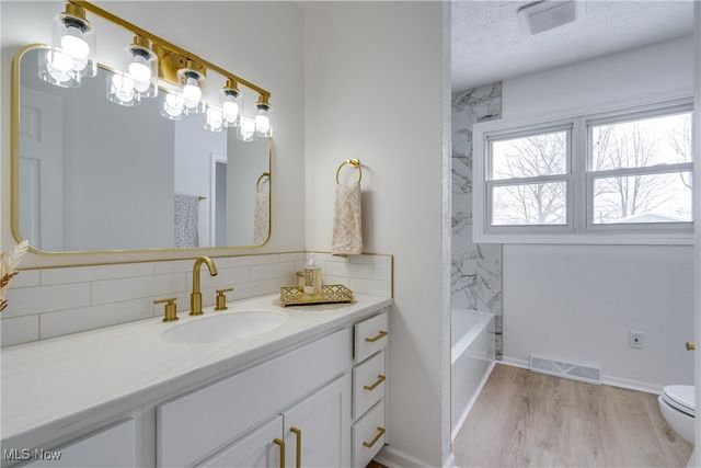 619 Canford Avenue NW, Massillon, OH 44646