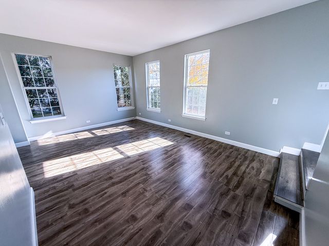 1629 Silver Springs Court, Aurora, IL 60504