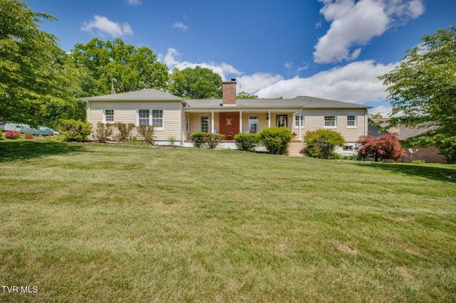 3557 Crest Road, Kingsport, TN 37664