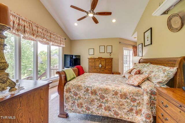 3557 Crest Road, Kingsport, TN 37664