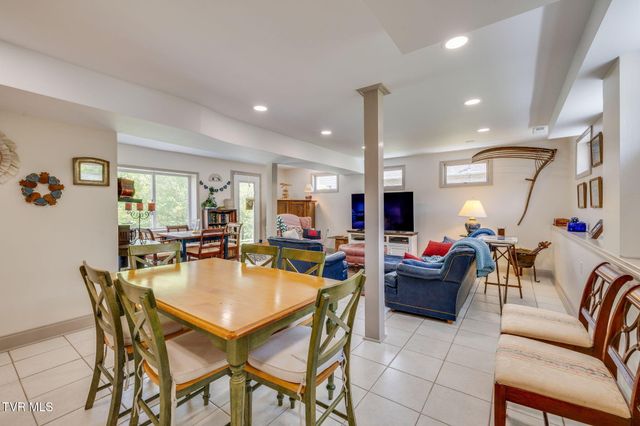 3557 Crest Road, Kingsport, TN 37664