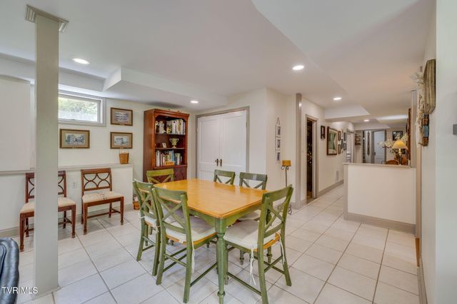 3557 Crest Road, Kingsport, TN 37664