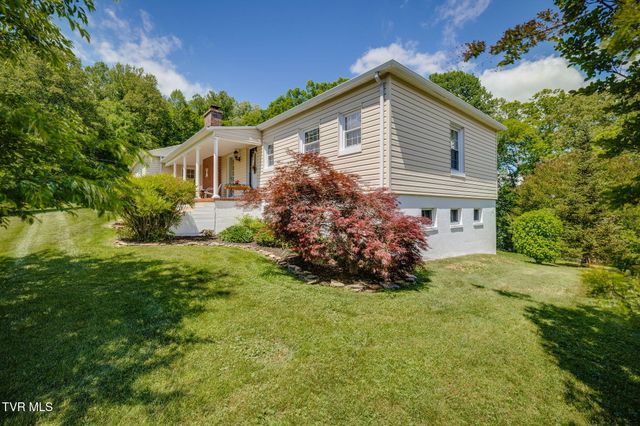 3557 Crest Road, Kingsport, TN 37664