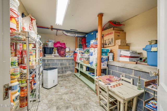 3557 Crest Road, Kingsport, TN 37664