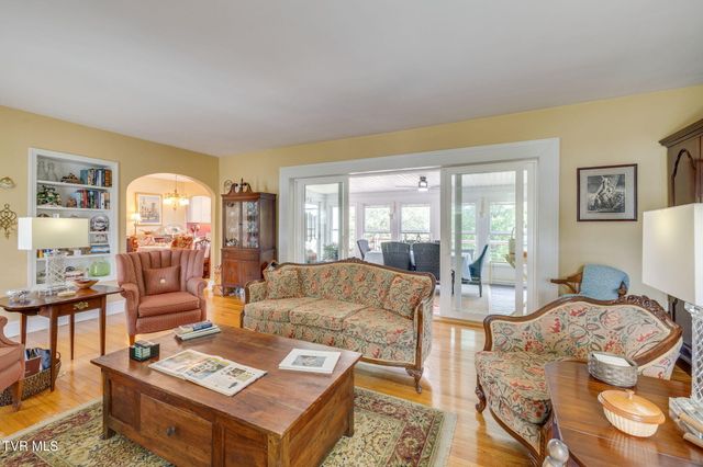 3557 Crest Road, Kingsport, TN 37664