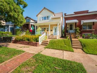 5441 Reber Place, St Louis, MO 63139