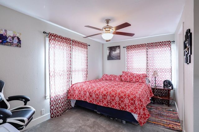 1309 E 9th, Winfield, KS 67156