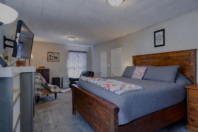 1309 E 9th, Winfield, KS 67156