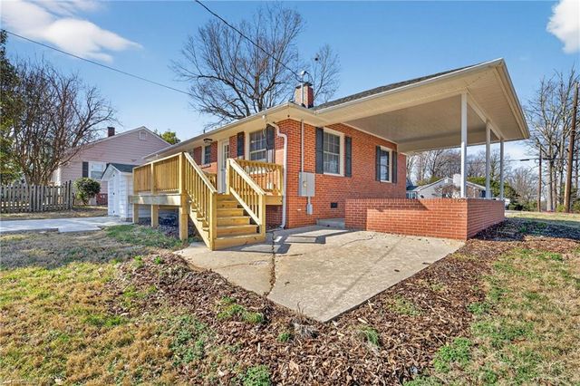 401 Ridgecrest Road, Asheboro, NC 27203