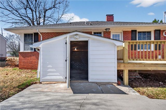 401 Ridgecrest Road, Asheboro, NC 27203