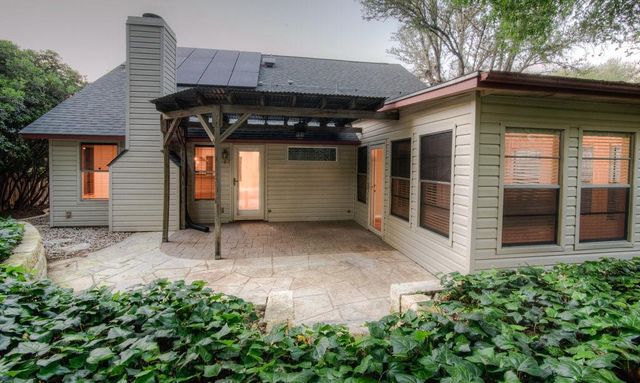 729 Shade Tree DR, Austin, TX 78748