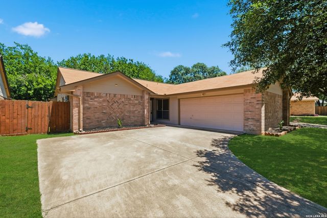 6312 SHADY GRN, San Antonio, TX 78250