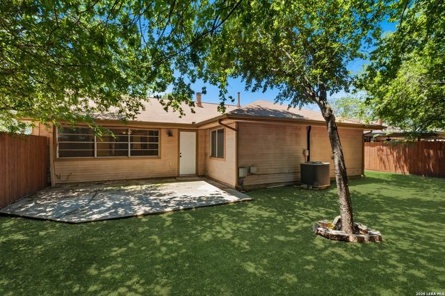 6312 SHADY GRN, San Antonio, TX 78250