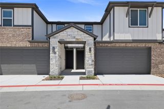 5512 Mobeetie LOOP, Bee Cave, TX 78738