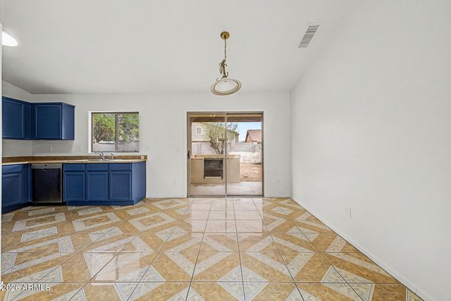 5413 W JESSICA Lane, Laveen, AZ 85339