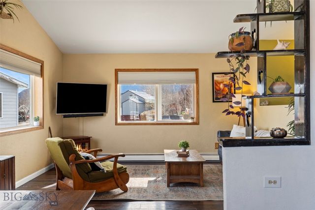 616 Comet Boulevard, Livingston, MT 59047