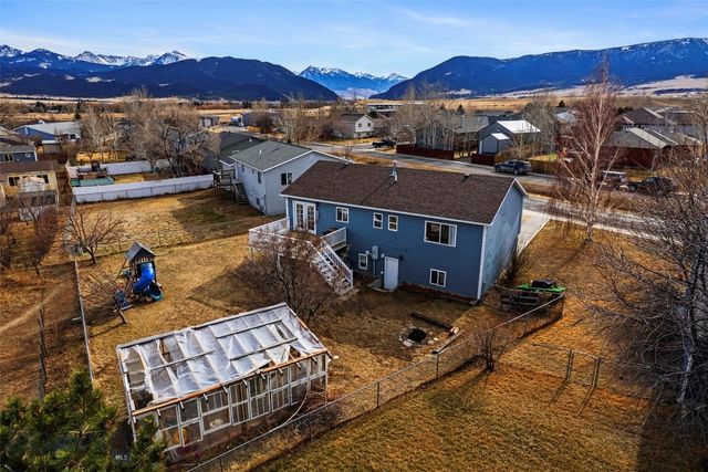 616 Comet Boulevard, Livingston, MT 59047