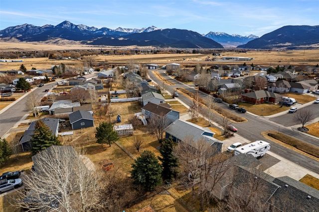 616 Comet Boulevard, Livingston, MT 59047