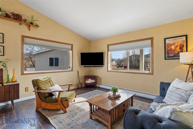 616 Comet Boulevard, Livingston, MT 59047