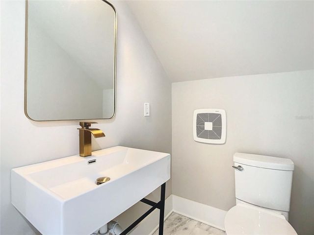 2345 BAHIA VISTA STREET, Sarasota, FL 34239