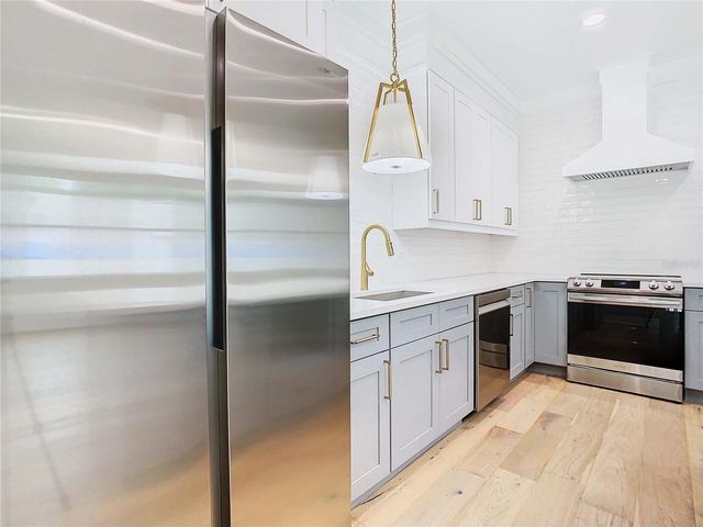 2345 BAHIA VISTA STREET, Sarasota, FL 34239