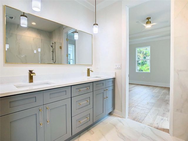 2345 BAHIA VISTA STREET, Sarasota, FL 34239