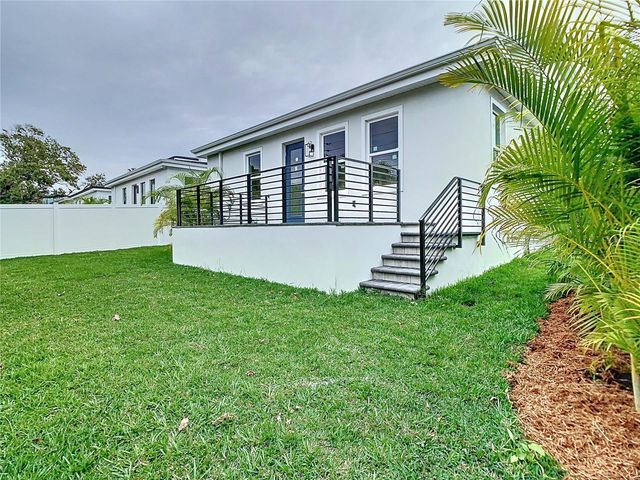 2345 BAHIA VISTA STREET, Sarasota, FL 34239