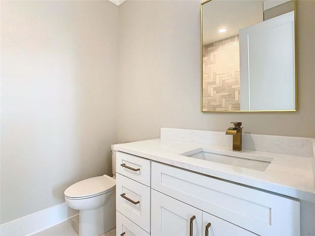 2345 BAHIA VISTA STREET, Sarasota, FL 34239